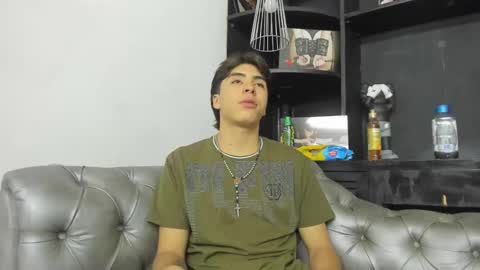 heellboy_ online show from November 8, 1:28 am