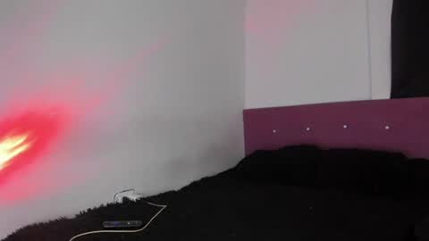 heellboy_ online show from July 28, 9:36 pm