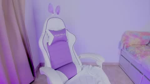 IM EMY online show from May 6, 4:01 pm