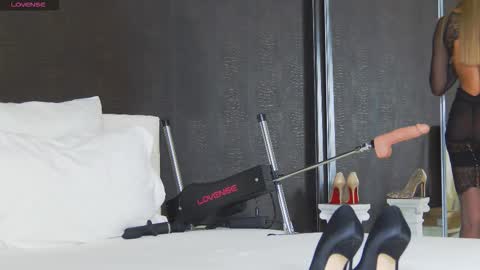 Helen online show from December 20, 8:16 pm