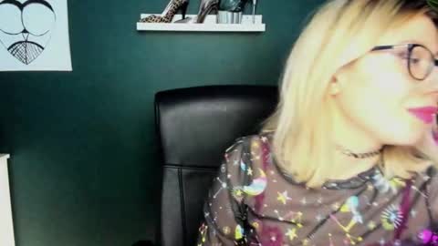 Heidi online show from February 17, 1:21 pm