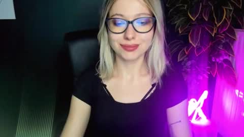 Heidi online show from February 25, 2:00 pm