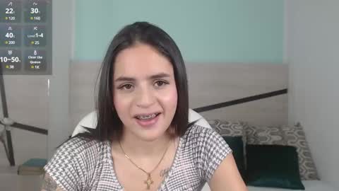 Snapshot of heidy_hoiss chatting on February 22, 4:51 pm Heidy online show from February 22, 4:51 pm