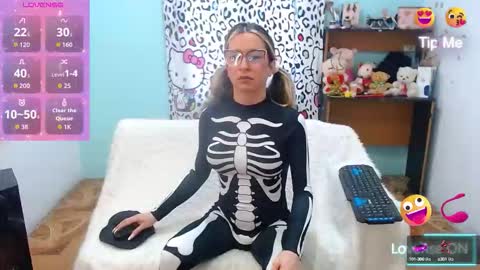 HEIDY   online show from October 26, 11:16 am