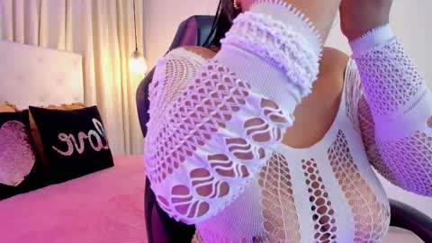              online show from October 28, 5:26 pm