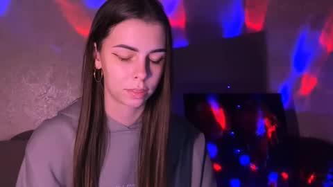 Heiley online show from December 11, 7:36 pm