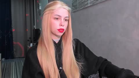 Heiley online show from December 30, 8:47 pm