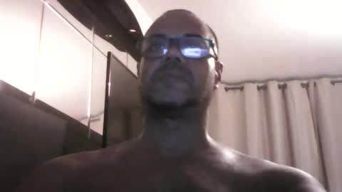 Snapshot of heistt chatting on September 20, 9:49 pm Heist Stein online show from September 20, 9:49 pm