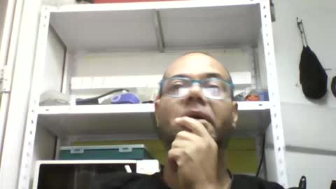 Snapshot of heistt chatting on October 16, 12:22 am Heist Stein online show from October 16, 12:22 am