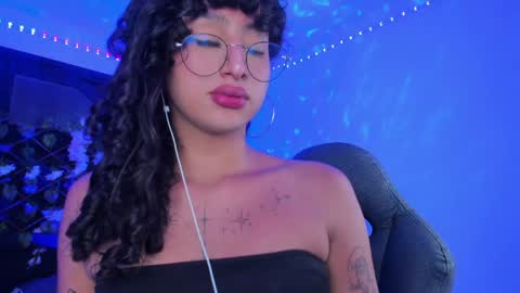 Heka Prudence online show from January 14, 4:15 am