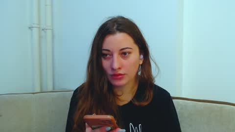 helen_adams_ online show from January 24, 8:55 am