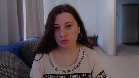 helen_adams_ online show from July 7, 6:05 am