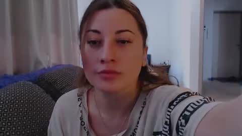 helen_adams_ online show from July 13, 6:05 am