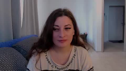 helen_adams_ online show from July 28, 12:48 pm