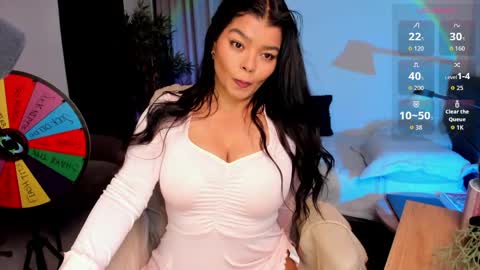 Snapshot of helen_miller chatting on May 5, 4:20 am helen_miller online show from May 5, 4:20 am