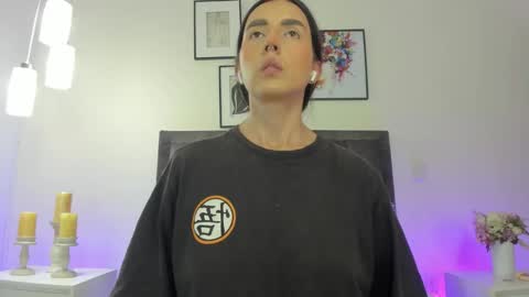 Helen  online show from February 23, 12:35 pm