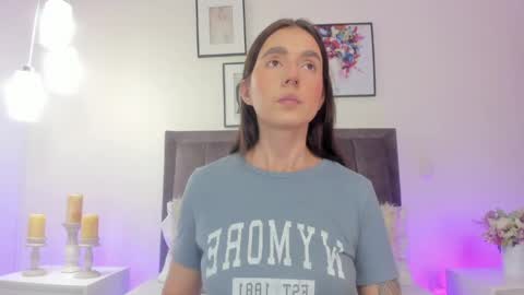 Helen  online show from April 10, 12:43 pm