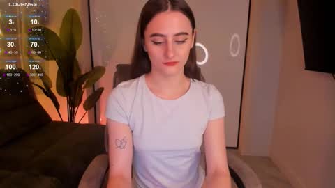 Snapshot of helena_lorente chatting on January 14, 8:26 pm Helen online show from January 14, 8:26 pm