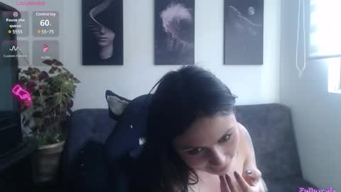 HELENA  online show from September 19, 11:00 am