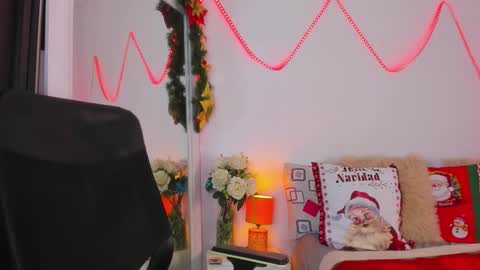 Helena Santos  online show from November 14, 7:12 pm