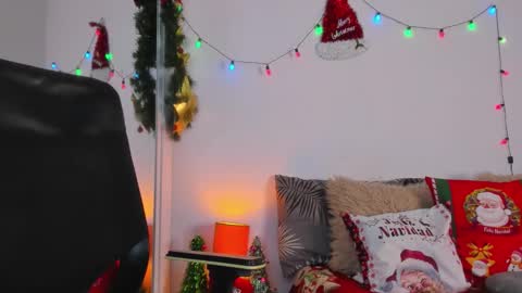 Helena Santos  online show from December 14, 12:54 pm