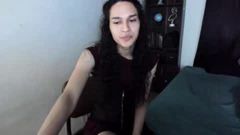 helena_spellman online show from November 15, 9:54 pm