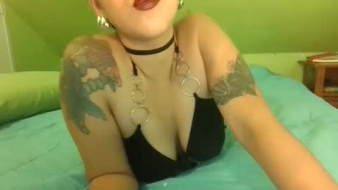 Snapshot of helenacarmine chatting on April 9, 2:11 am helenacarmine online show from April 9, 2:11 am