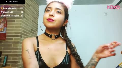  Only 18 cyrus online show from January 11, 3:23 am