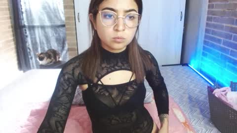  Only 18 cyrus online show from September 15, 8:31 pm