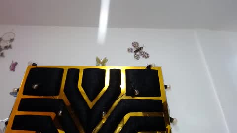 helenahotwet online show from March 11, 7:25 pm