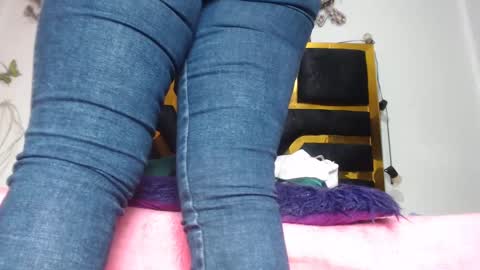 helenahotwet online show from September 22, 7:05 pm