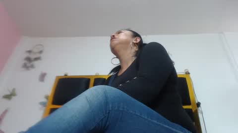 helenahotwet online show from October 10, 7:02 pm