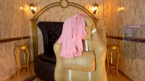 Helen or Hells online show from March 10, 3:28 pm