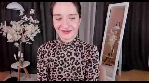 Helen online show from February 28, 2:53 am