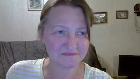 helgacharming online show from July 4, 7:31 pm