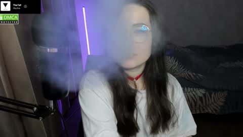 Red online show from December 11, 5:04 pm