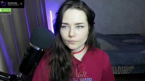 Red online show from December 19, 5:08 pm