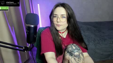 Red online show from January 9, 5:43 pm