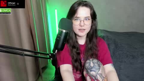 Red online show from March 11, 9:59 pm