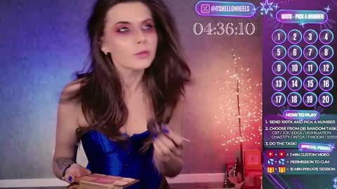 Snapshot of hell_on_heels_ chatting on January 12, 7:13 am - show loyalty and subscribe - online show from January 12, 7:13 am