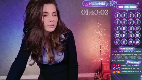 Snapshot of hell_on_heels_ chatting on January 14, 8:53 am - show loyalty and subscribe - online show from January 14, 8:53 am