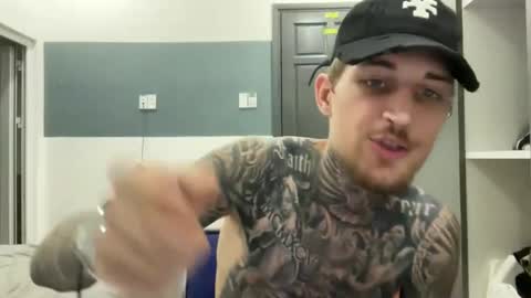 Snapshot of hellacozy chatting on October 26, 3:29 pm hellacozy online show from October 26, 3:29 pm