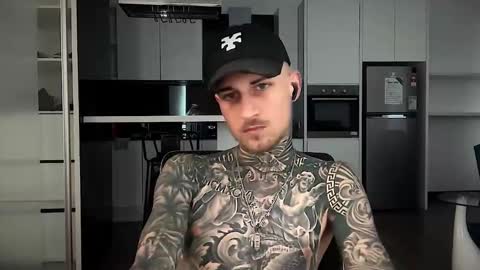 Snapshot of hellacozy chatting on February 7, 4:49 am hellacozy online show from February 7, 4:49 am