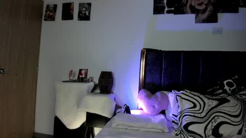 helldy_666 online show from May 5, 1:02 am
