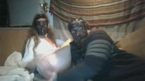 hellelandshadow online show from April 23, 4:35 am