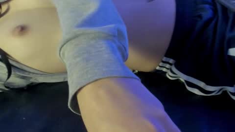 hellen__smith_ online show from March 29, 8:47 am