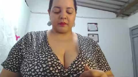 Hellen Sevda online show from December 2, 10:27 pm