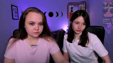 Helli online show from May 6, 7:19 pm