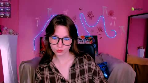 Helli online show from May 27, 7:22 pm