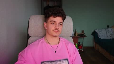 Snapshot of hellish_sugar chatting on February 26, 2:38 pm Remy online show from February 26, 2:38 pm